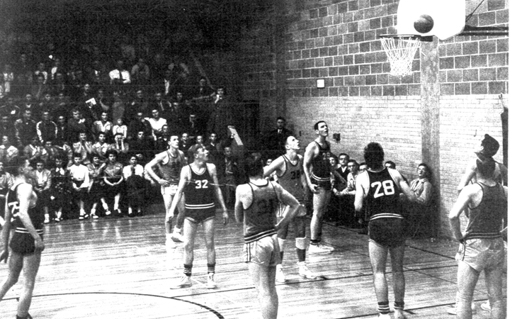 old-time-basketball-photo